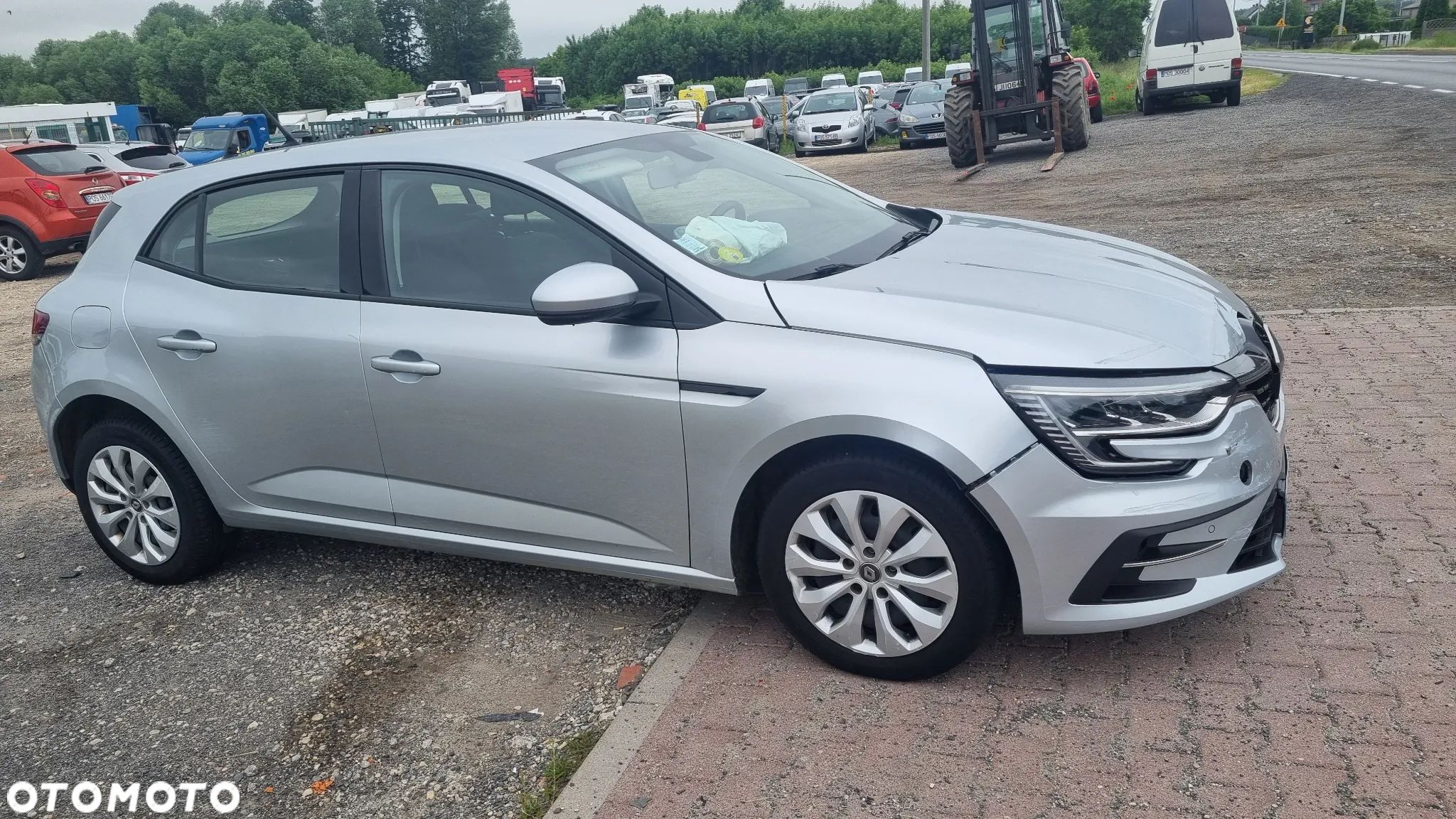 Renault Megane 1.5 Blue dCi Business - 1