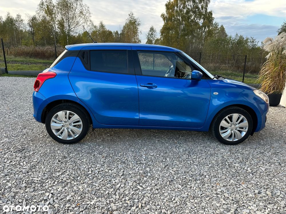 Suzuki Swift 1.2 Premium Plus - 7
