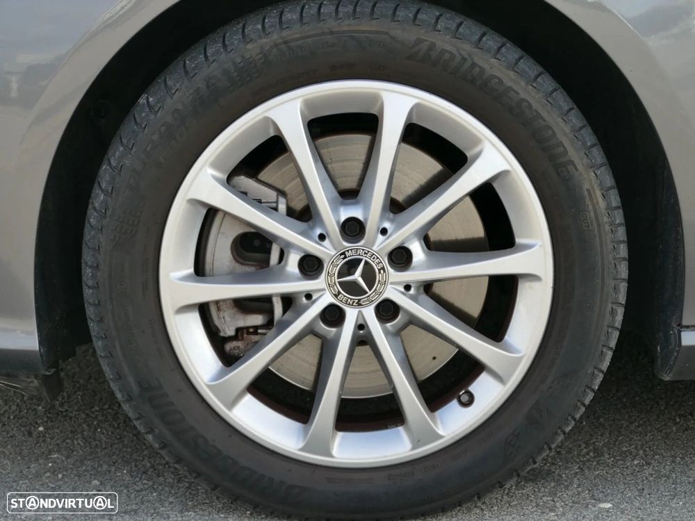 Mercedes-Benz CLA 250 e Shooting Brake Style Plus - 5