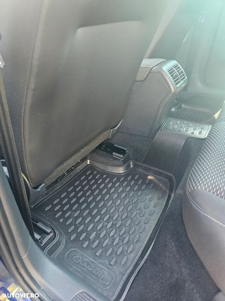 Volkswagen Golf 1.0 TSI Trendline - 34