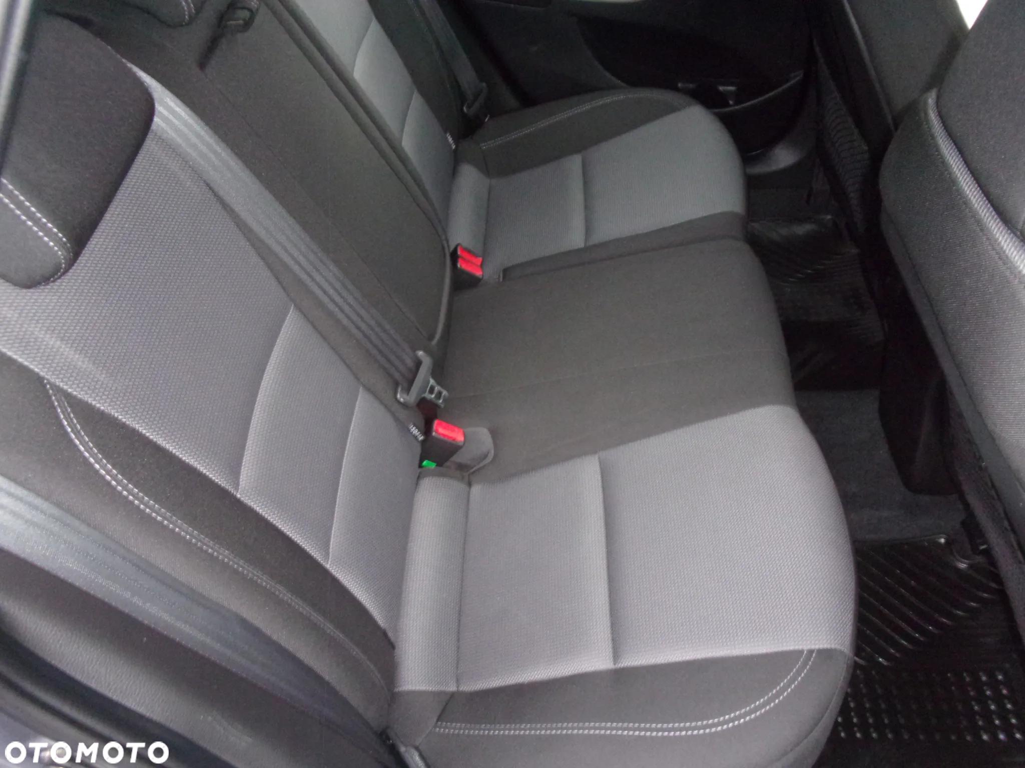 Hyundai i30 1.6 Automatik Style - 27