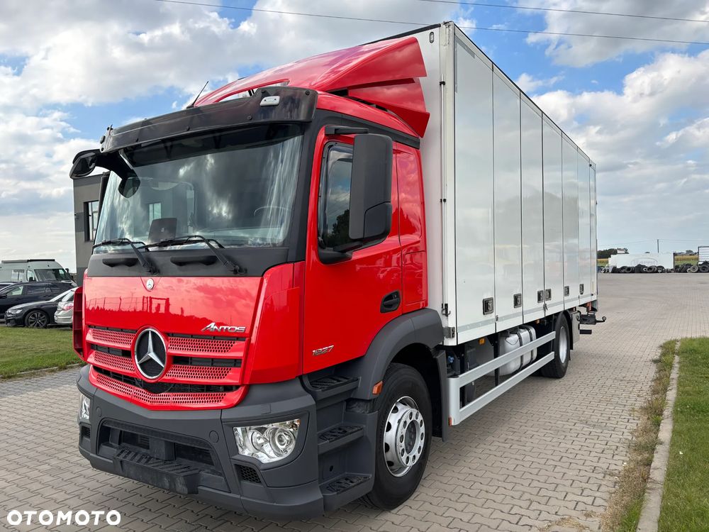 Mercedes-Benz ANTOS 1827 kontener , izoterma , grzanie webasto, winda, drzwi z boku. rozsuwany bok , (takie jak ATEGO 1524, 1530, 1630 ,1627) - 1