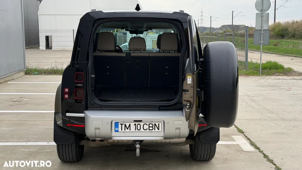 Land Rover Defender 90 3.0D 250 MHEV Hard Top X-Dynamic SE - 17
