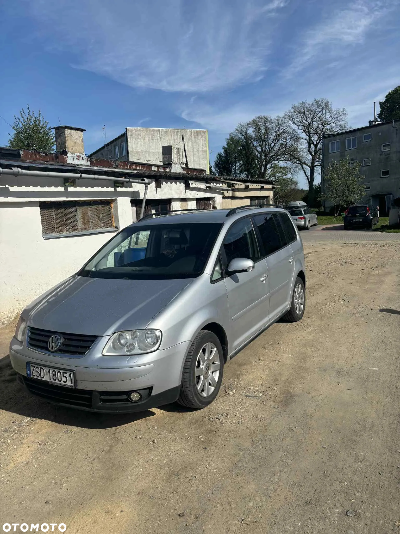 Volkswagen Touran - 3