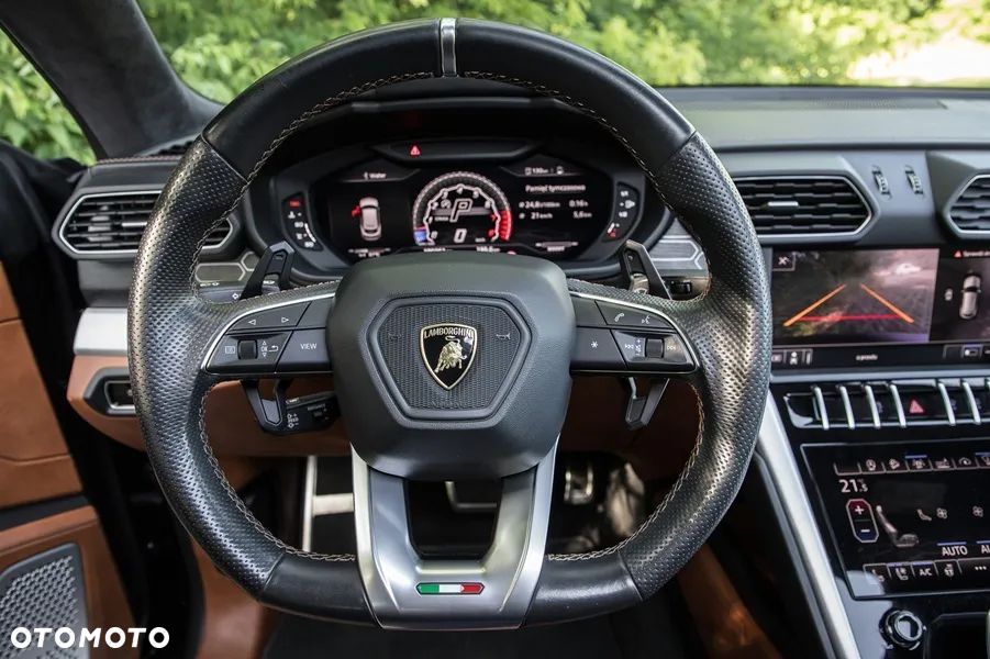 Lamborghini Urus - 8