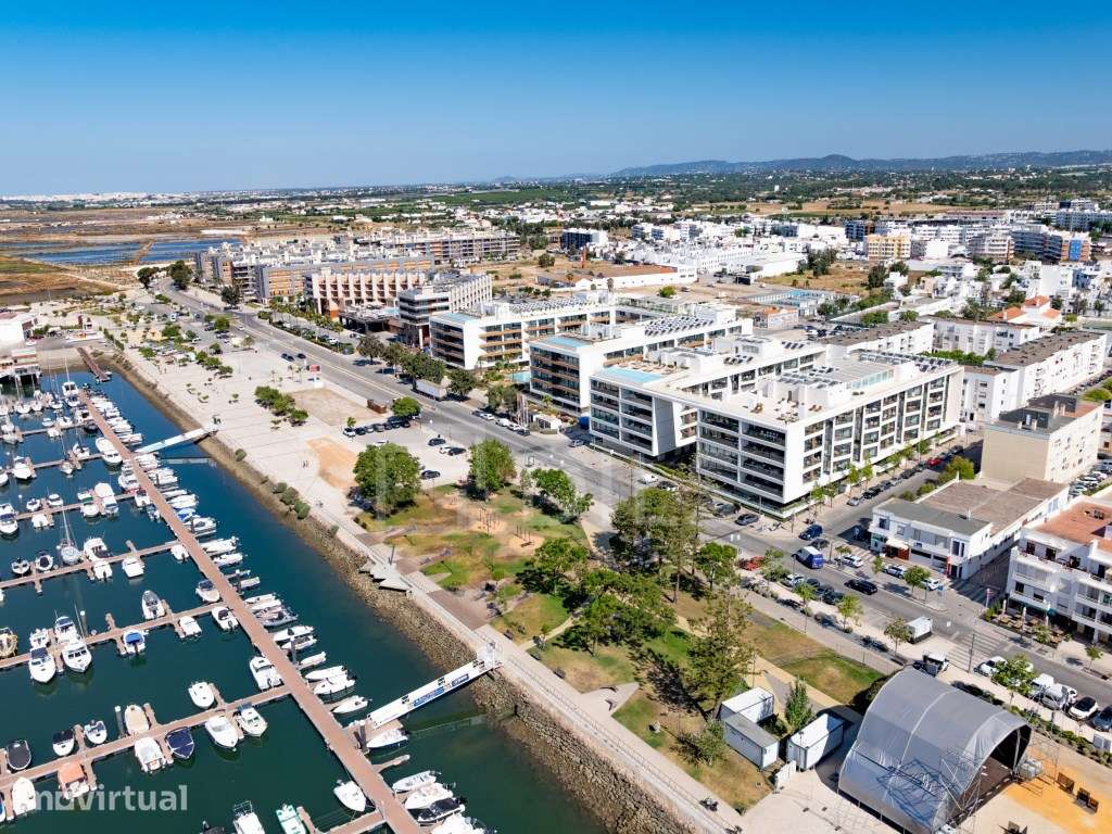 Apartamento T4 no Del Mar Marina em Olhão, Algarve - Grande imagem: 2/32