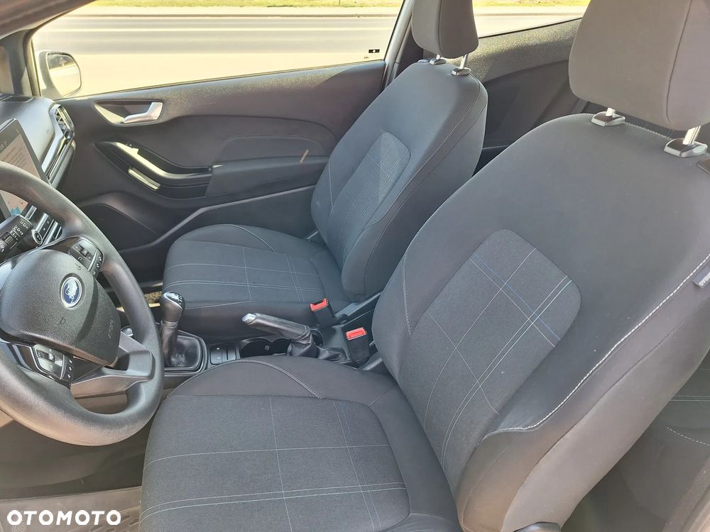 Ford Fiesta - 12