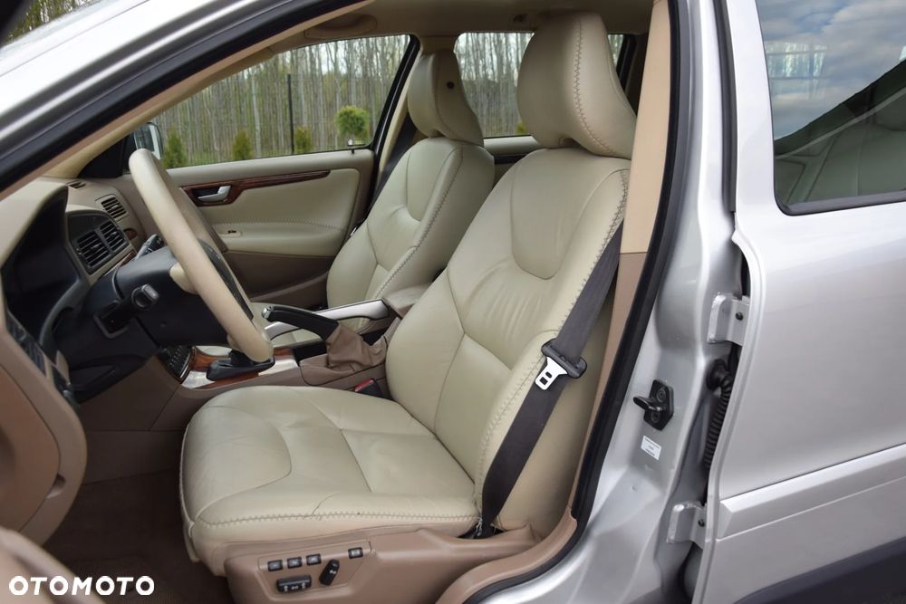 Volvo V70 2.5T AWD Summum - 7