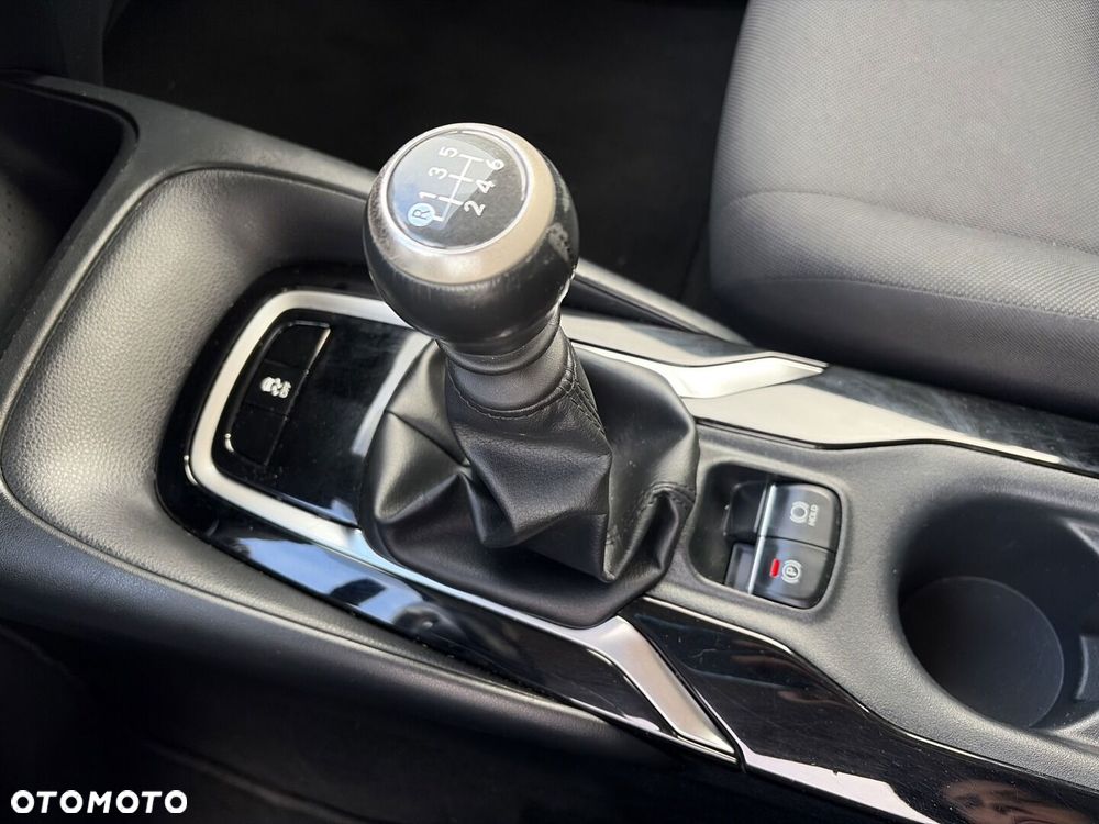 Toyota Corolla - 23