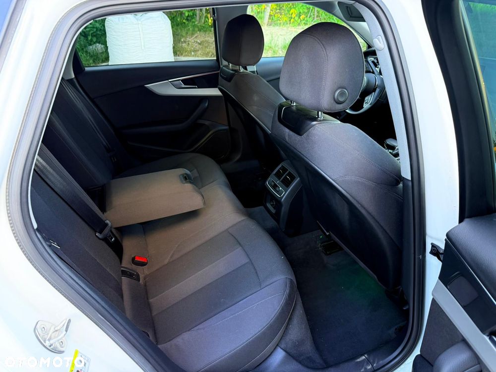 Audi A4 Avant - 11