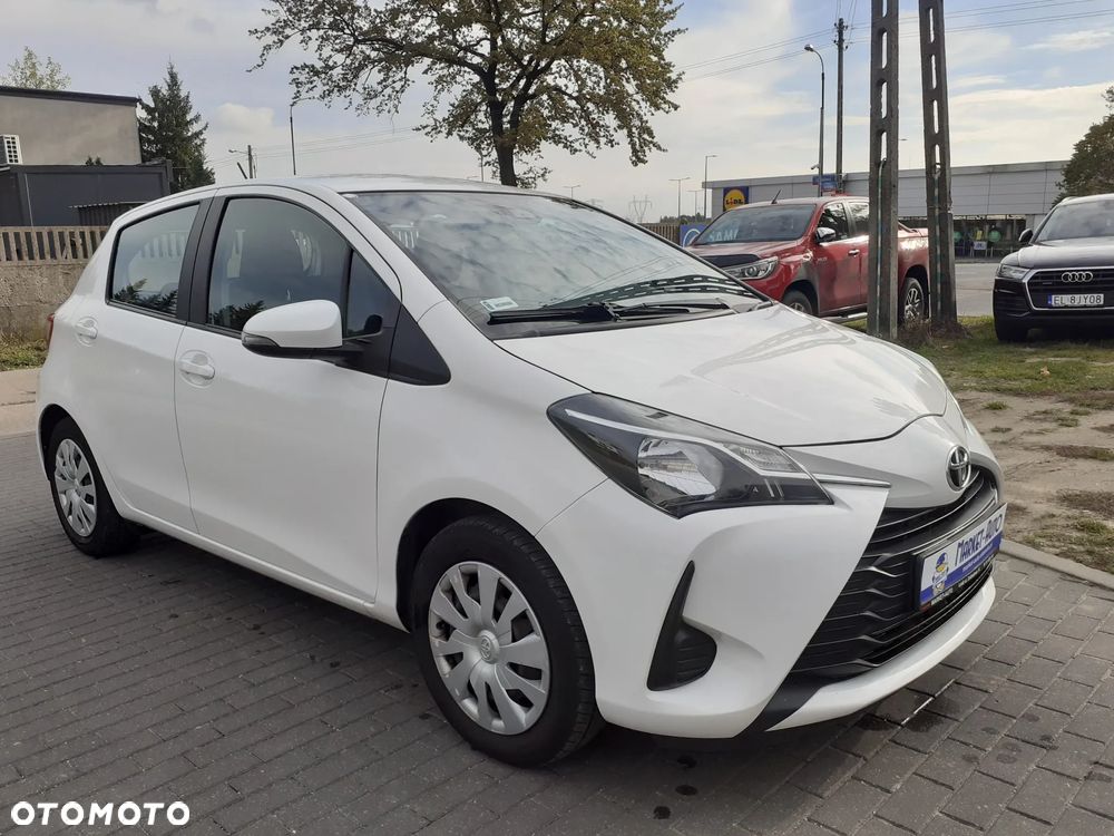 Toyota Yaris - 8