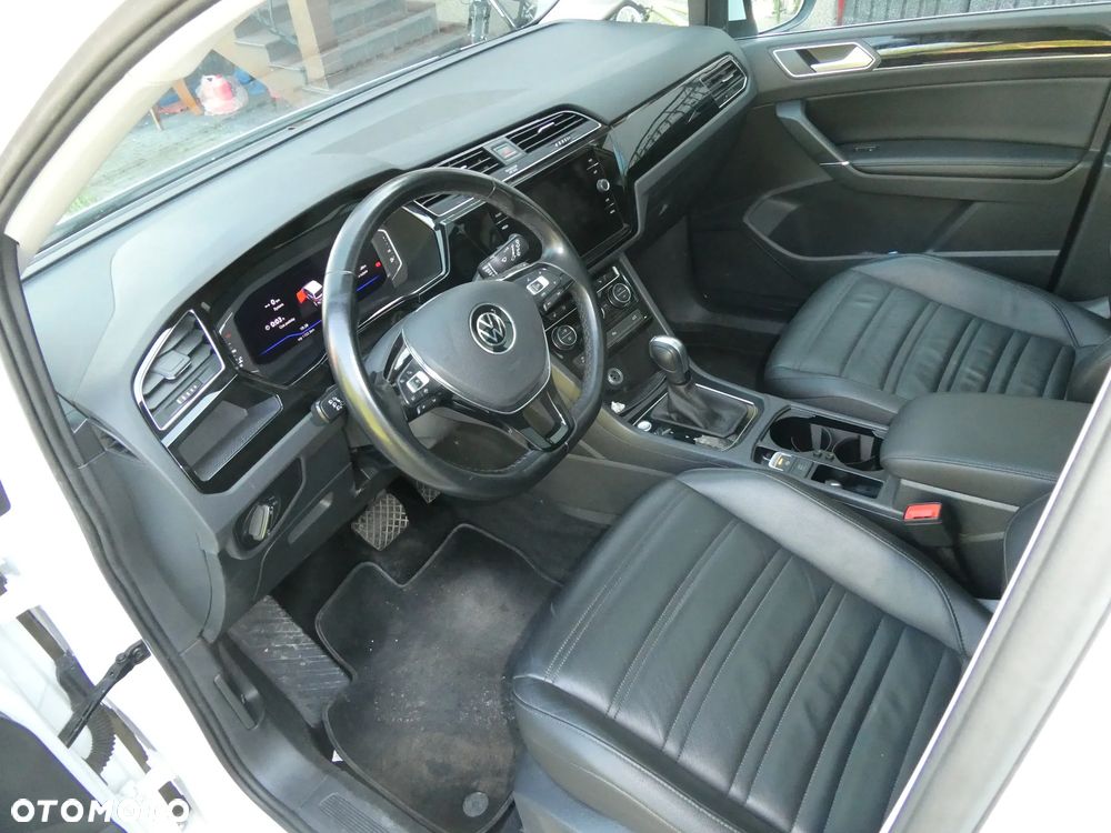 Volkswagen Touran 1.5 TSI EVO Highline DSG - 8