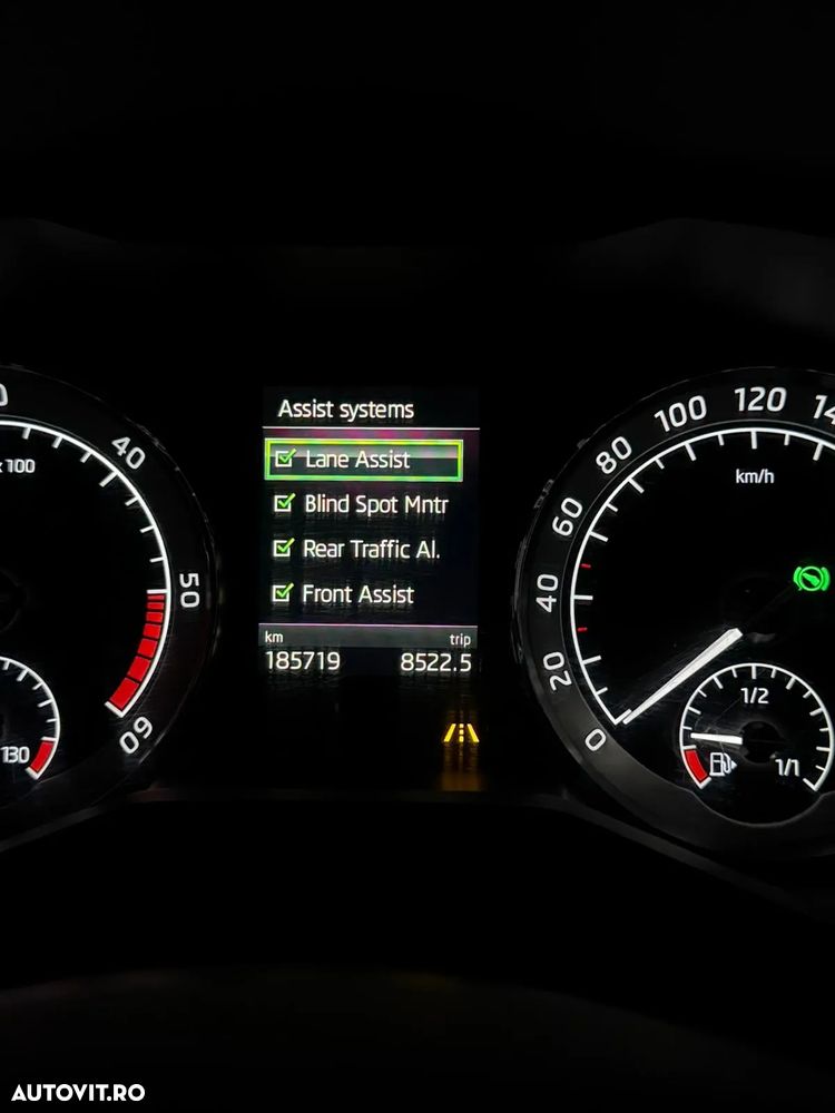 Skoda Superb 2.0 TDI 4X4 DSG Laurin & Klement - 30