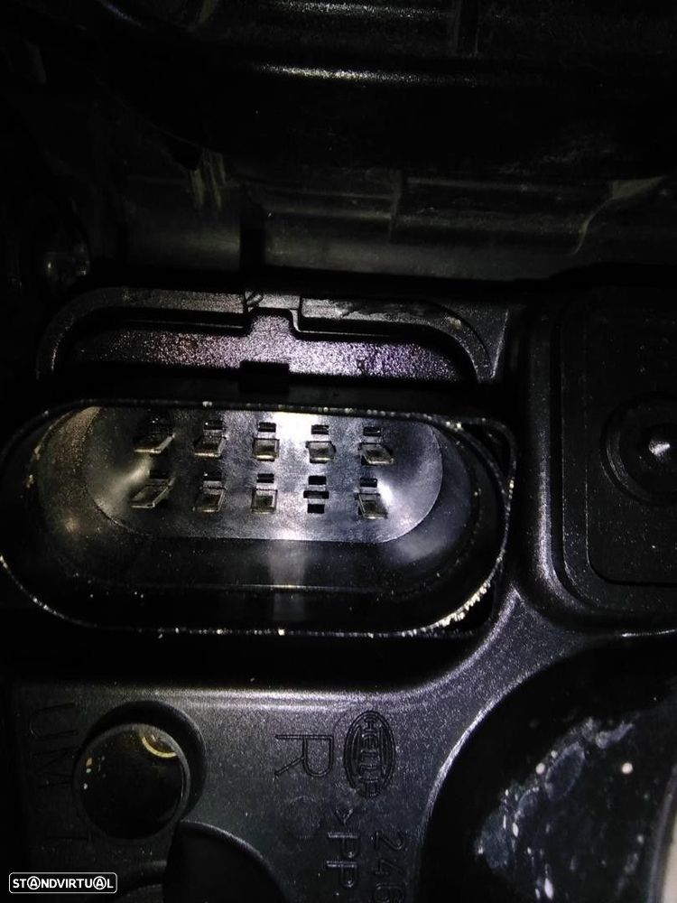 FAROL DIREITO SKODA FABIA I 2001 -246366 - 4