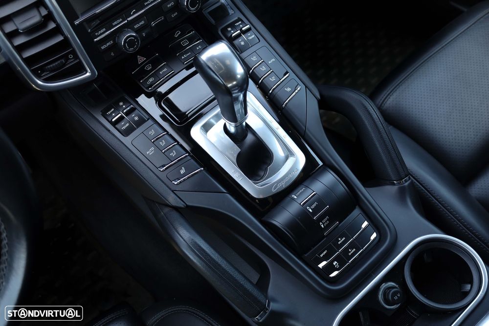 Porsche Cayenne S E-Hybrid - 23