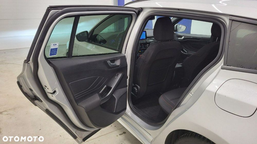 Ford Focus - 19