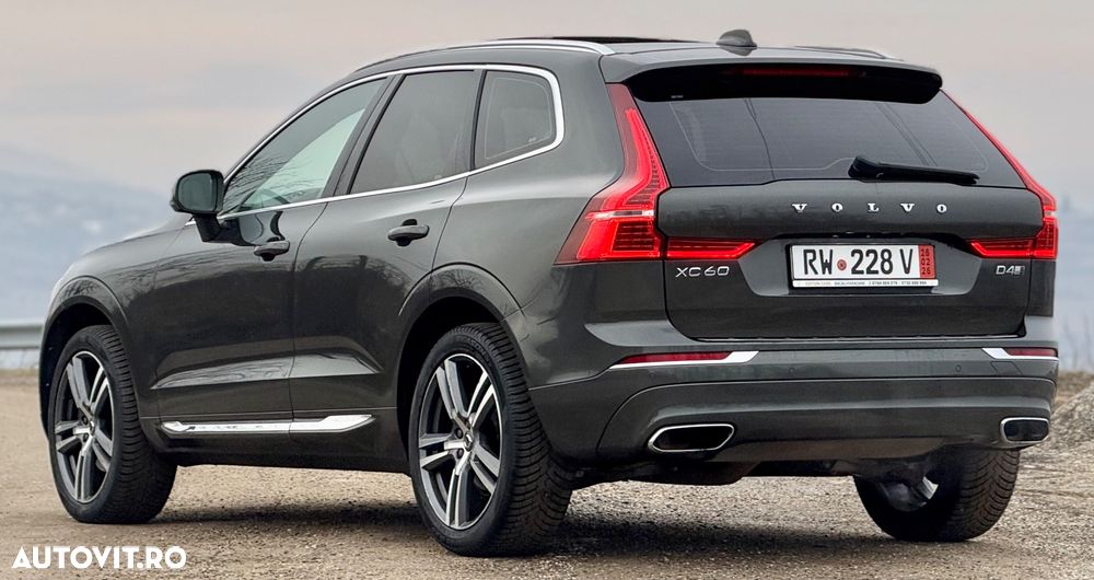 Volvo XC 60 D4 AWD Geartronic Inscription - 34