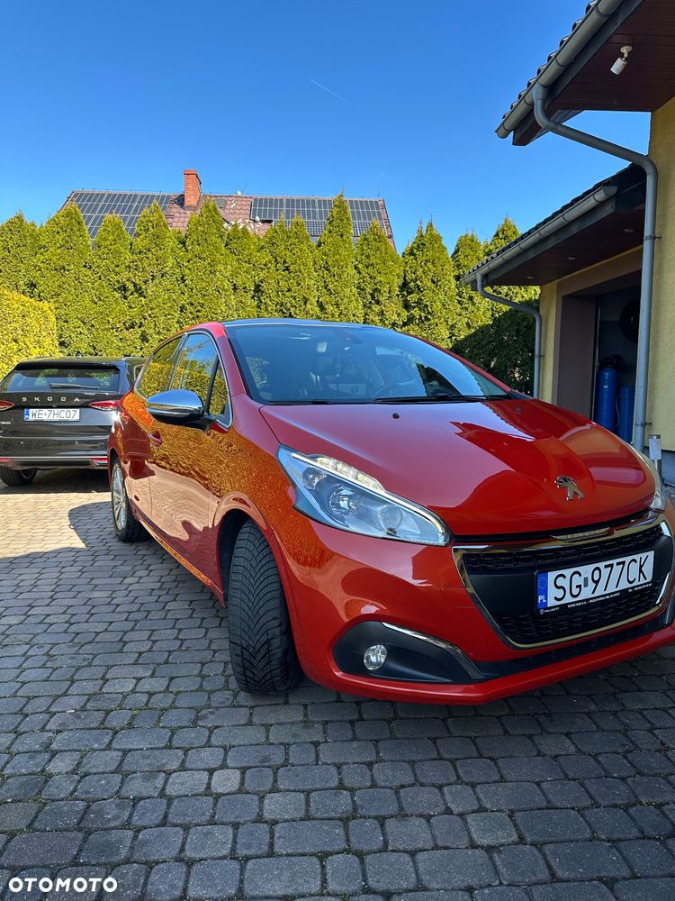 Peugeot 208 1.2 PureTech Allure - 1