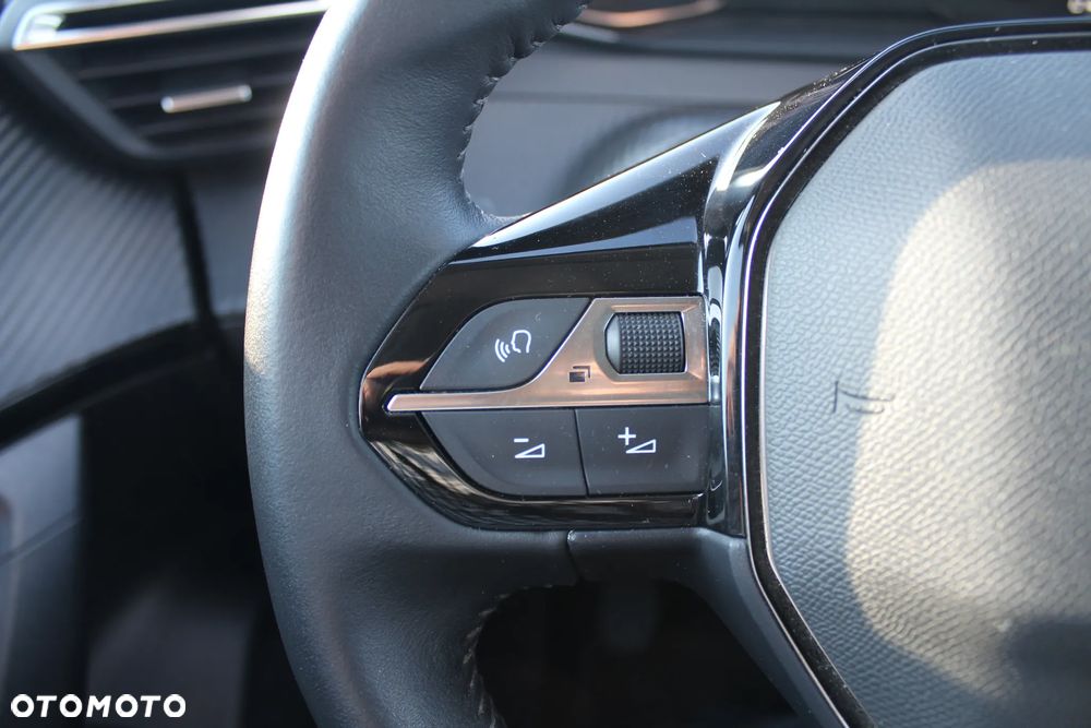 Peugeot 2008 1.5 BlueHDi Allure Pack S&S - 37