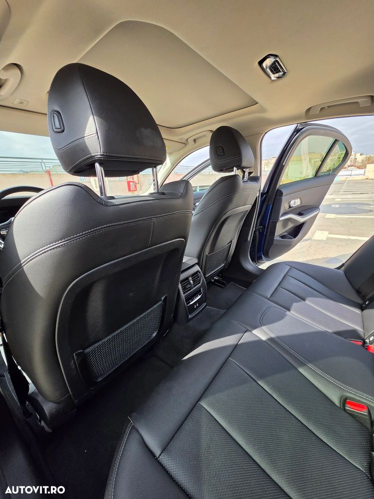 BMW Seria 3 320d xDrive AT MHEV - 19