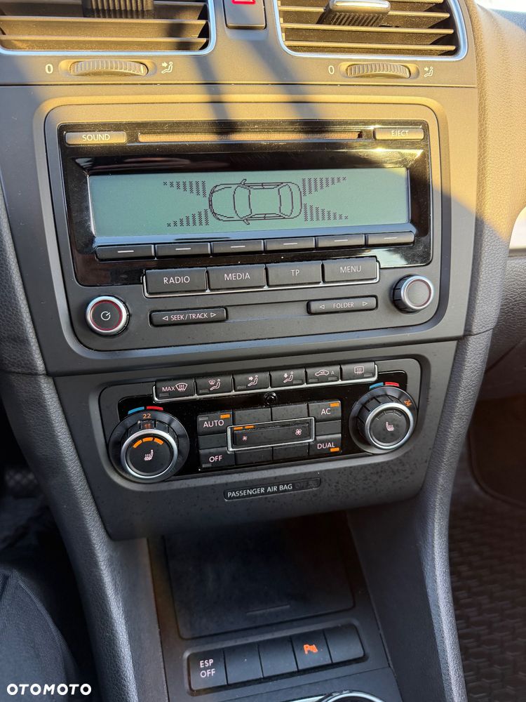 Volkswagen Golf 1.6 Comfortline - 35