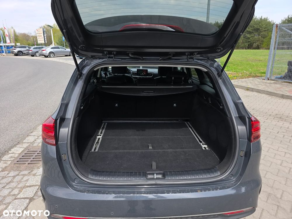 Kia Ceed 1.4 T-GDI L Business Line - 6