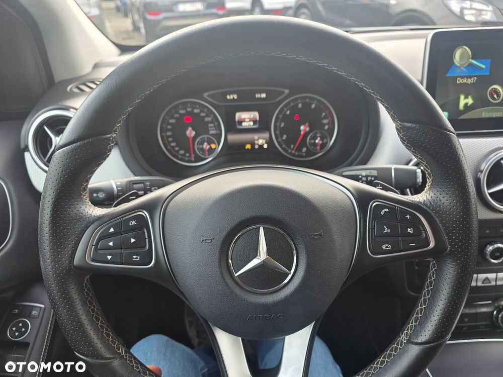 Mercedes-Benz Klasa B - 2