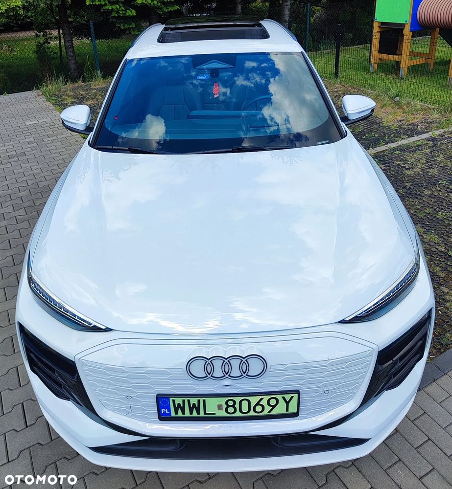 Audi Q6 e-tron - 10