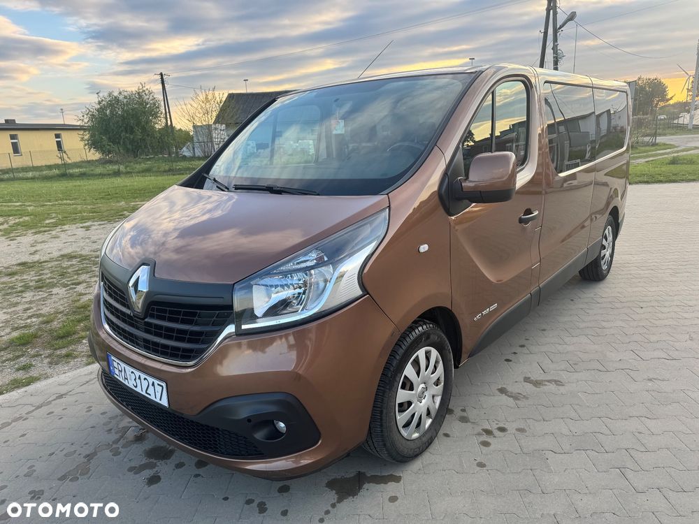 Renault Trafic Grand 1.6 dCi - 1
