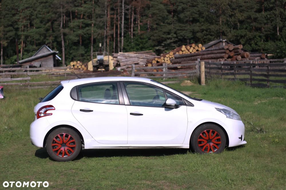 Peugeot 208 1.4 HDi Access - 5