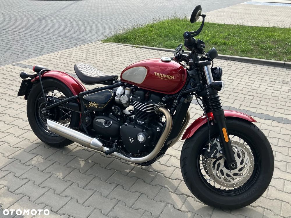 Triumph Bonneville Bobber - 1