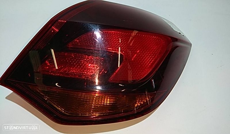 Farolim direito OPEL Astra J - 1