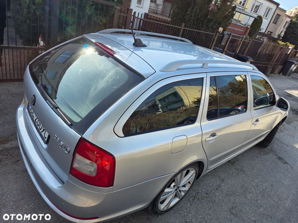 Skoda Octavia 2.0 TSI DSG RS - 13