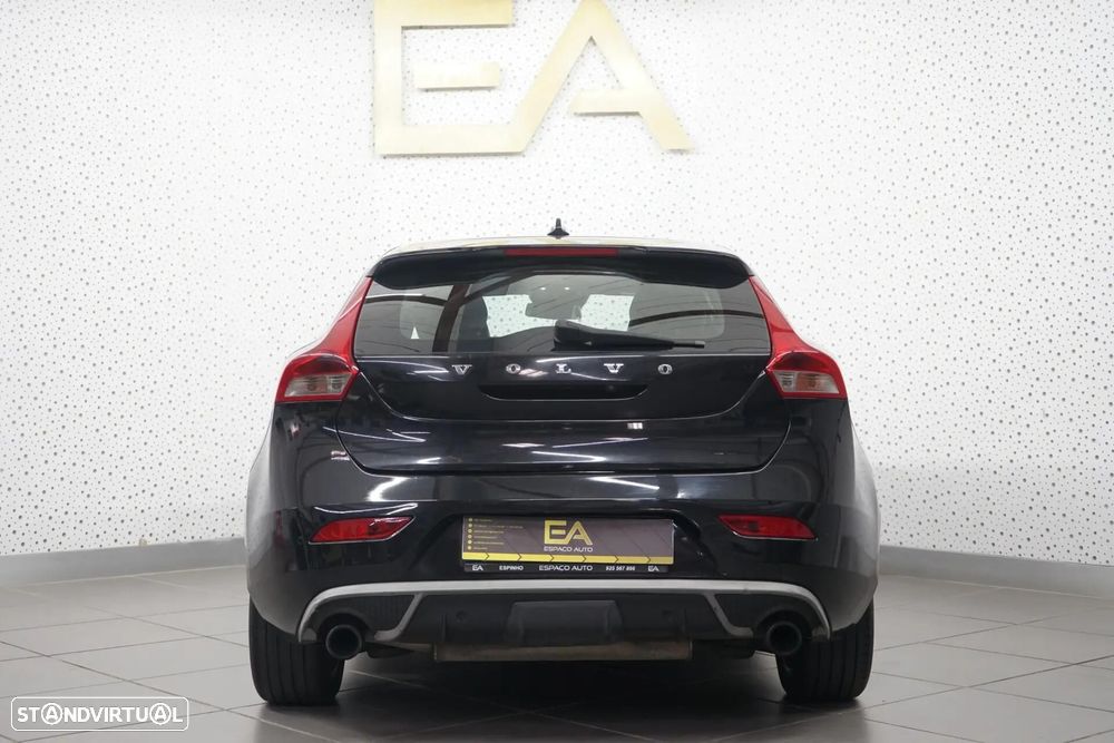 Volvo V40 1.6 D2 R-Design Momentum - 4