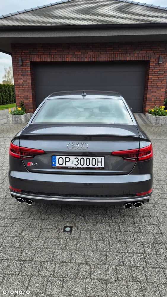 Audi S4 Limousine - 4