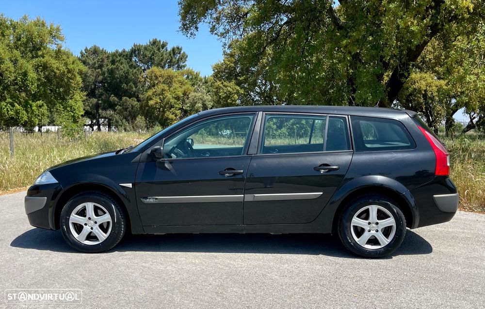 Renault Mégane 1.5 dCi Dynamique - 8