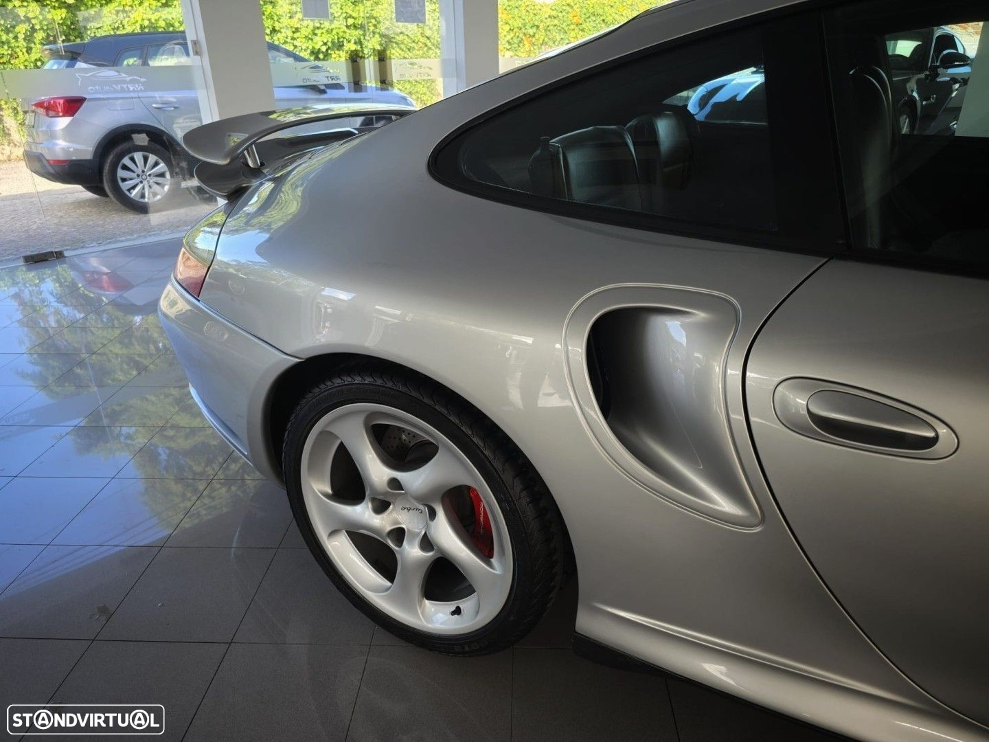 Porsche 911 (996) Turbo - 22