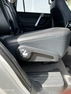 Toyota Land Cruiser LC 3.0 D-4D Premium 7os - 16