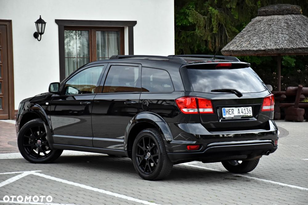 Fiat Freemont 2.0 Multijet 16V DPF Automatik Allrad Black Code - 17