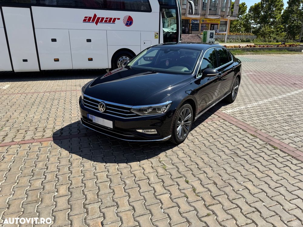 Volkswagen Passat 2.0 TDI DSG 4Motion Highline - 3