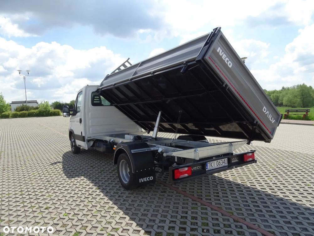 Iveco DAILY - 15