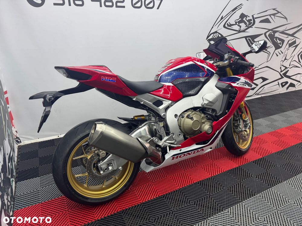 Honda CBR - 3
