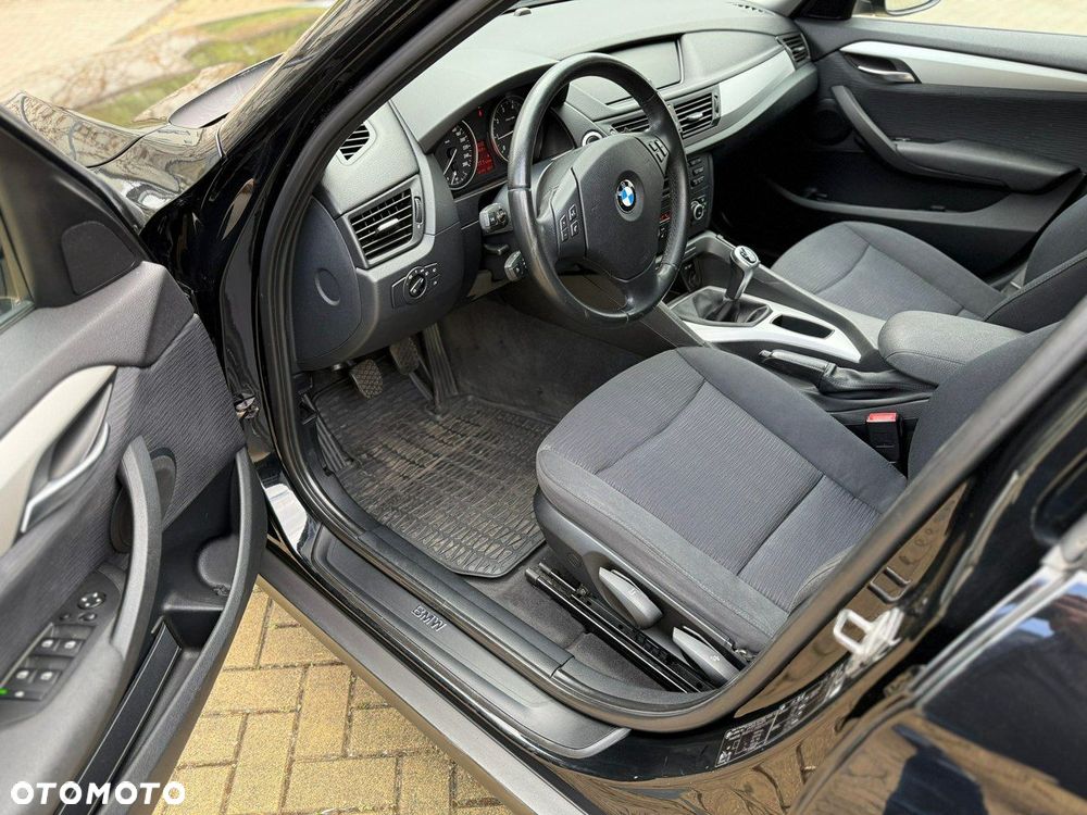 BMW X1 sDrive18i Sport Line - 5