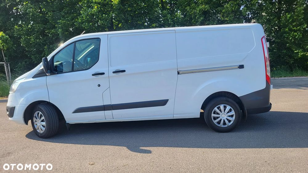 Ford Transit Custom - 8