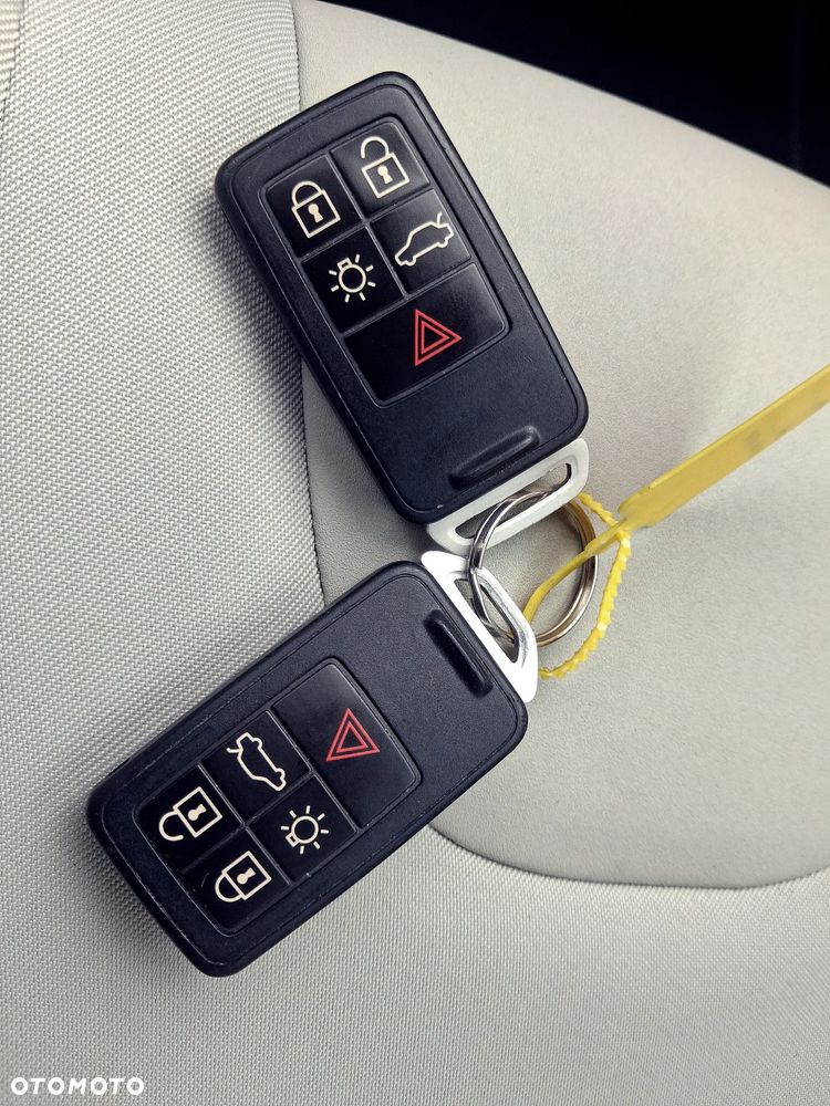 Volvo V40 D2 Momentum - 34