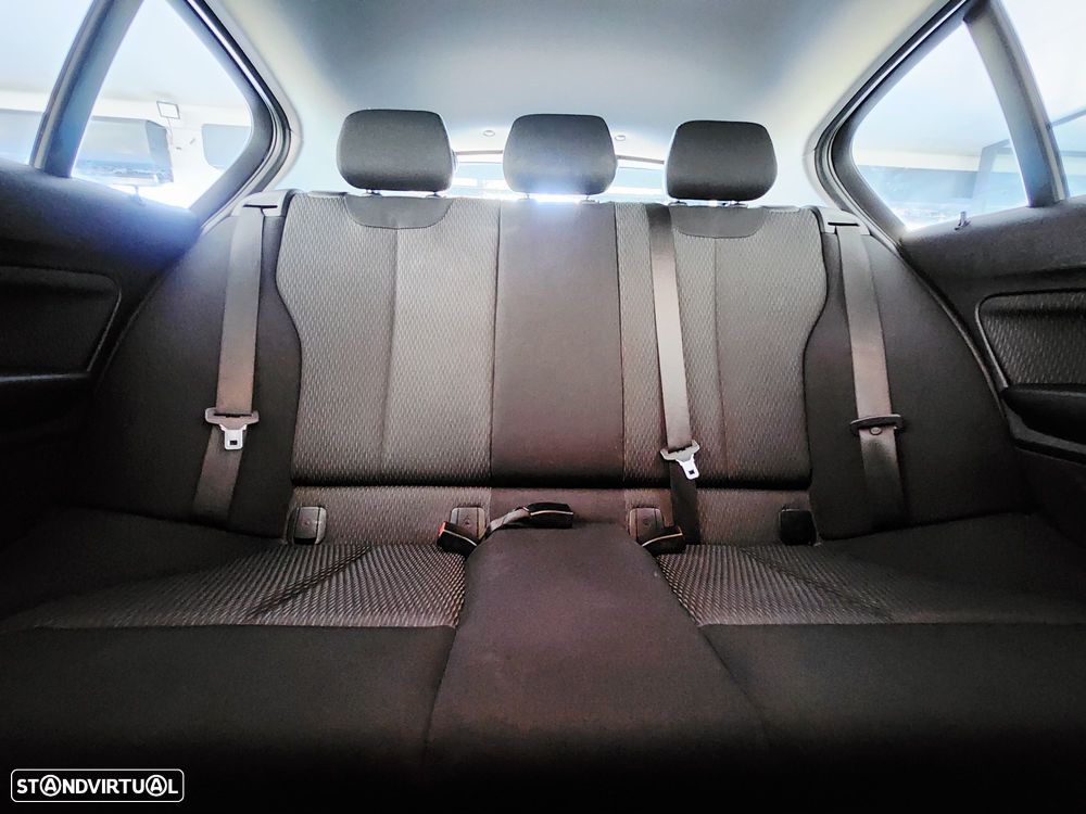 BMW 116 d EfficientDynamics Edition Sport Line - 43