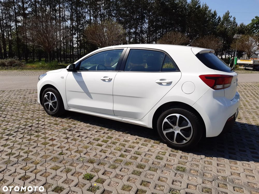 Kia Rio 1.2 Attract - 9