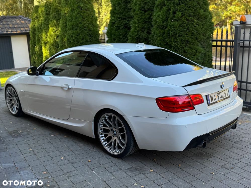 BMW 3 Series 2012 photo 4