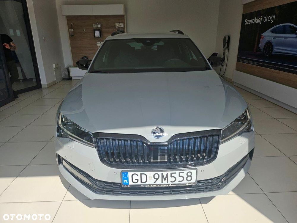 Skoda Superb 2.0 TSI 4x4 Sportline DSG - 7