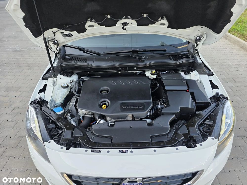 Volvo V40 D2 - 27